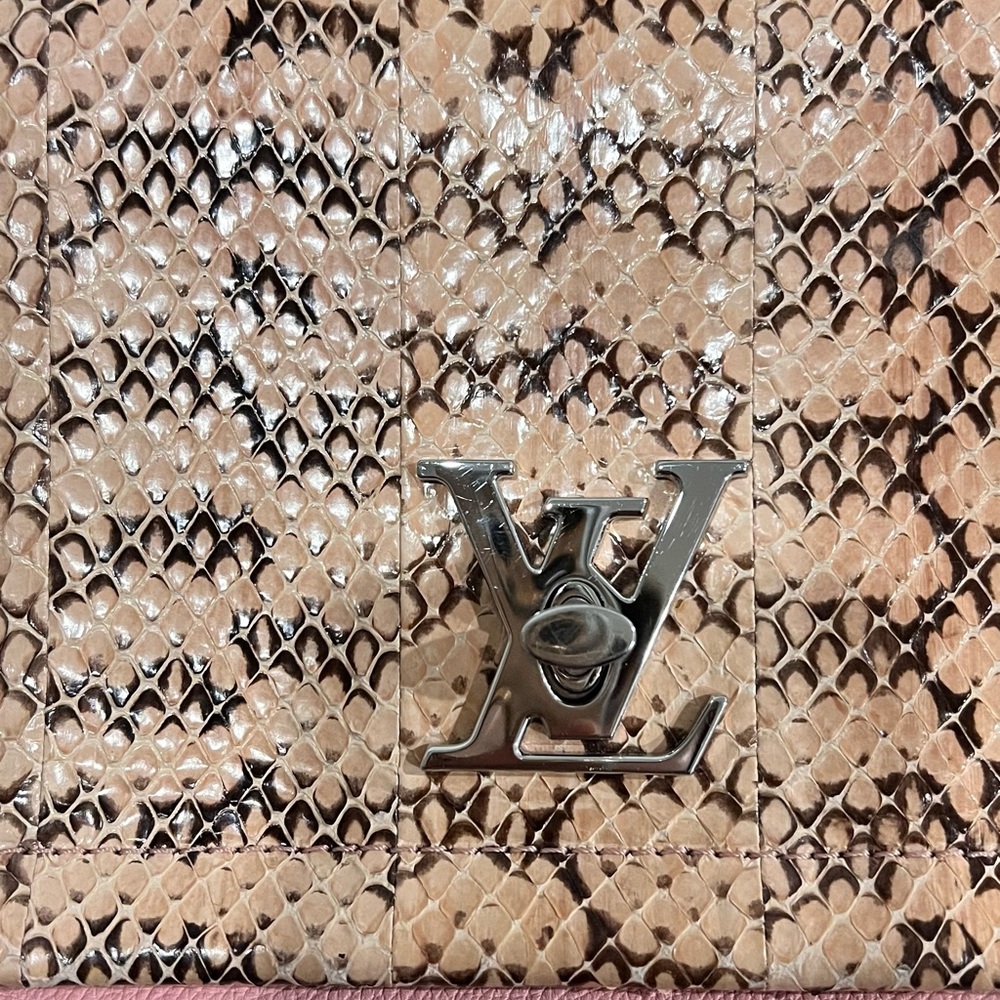 Louis Vuitton Lockme Python Crossbody - Picture 6 of 13